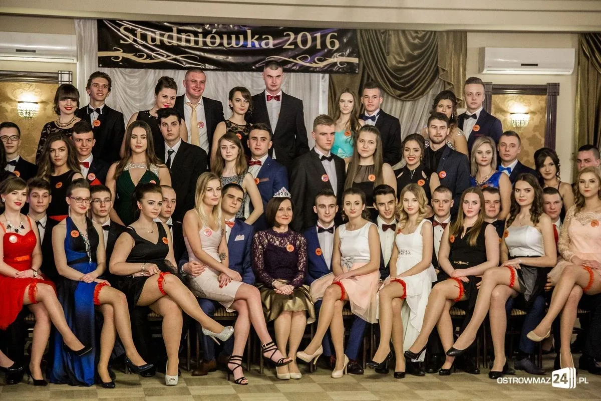 Studniówka Ekonomika 2016 - zobacz zdjęcia i wideo