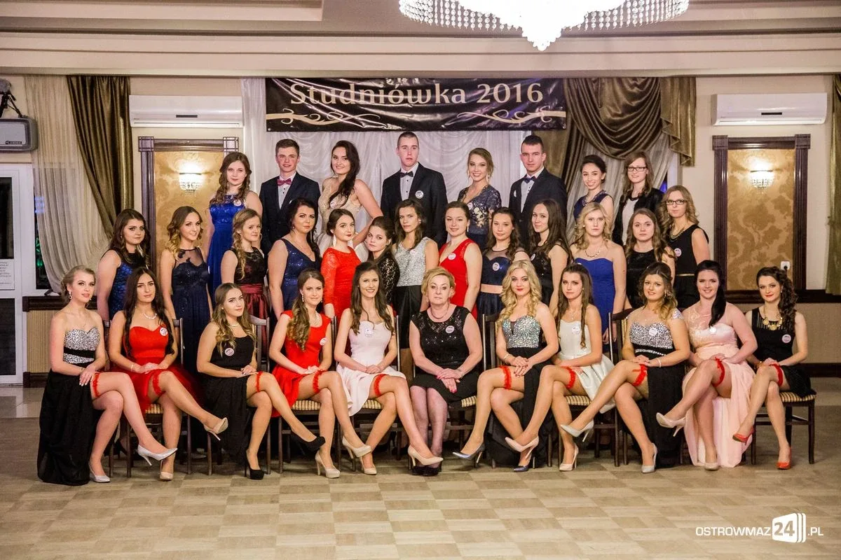 Studniówka Ekonomika 2016 - zobacz zdjęcia i wideo