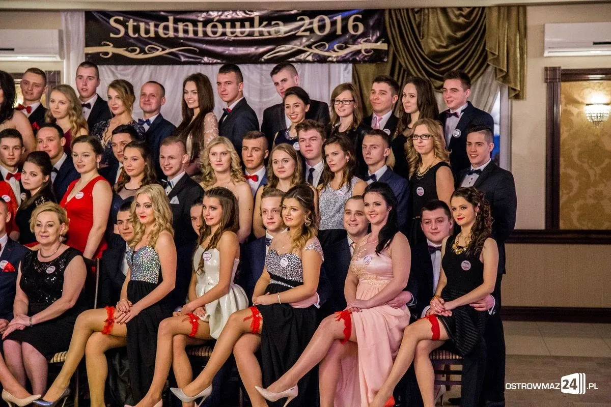 Studniówka Ekonomika 2016 - zobacz zdjęcia i wideo