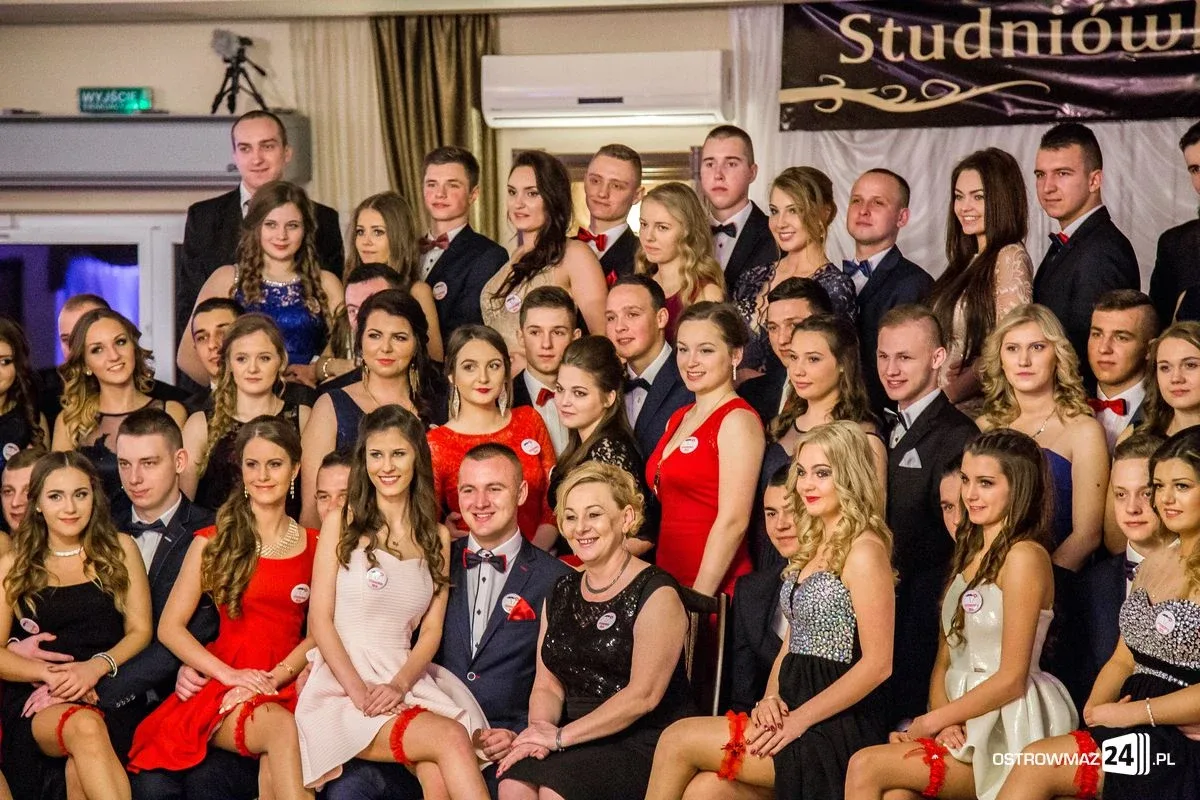 Studniówka Ekonomika 2016 - zobacz zdjęcia i wideo