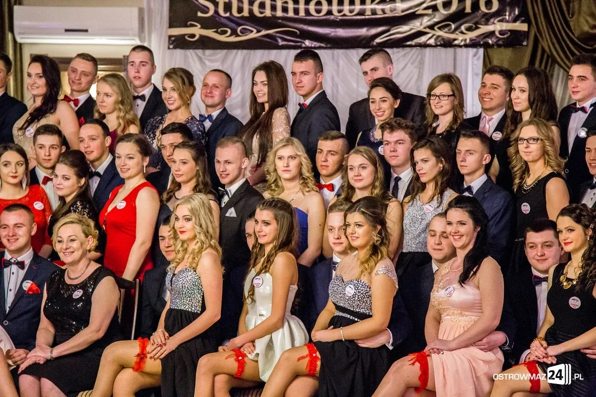 Studniówka Ekonomika 2016 - zobacz zdjęcia i wideo