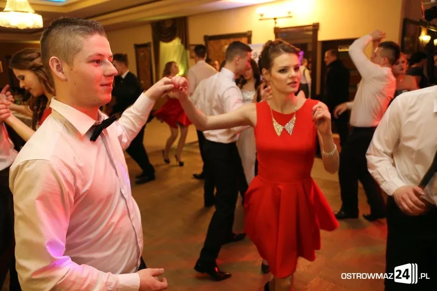 Podróż w czasie. Studniówka Ekonomika i ZS w Małkini
