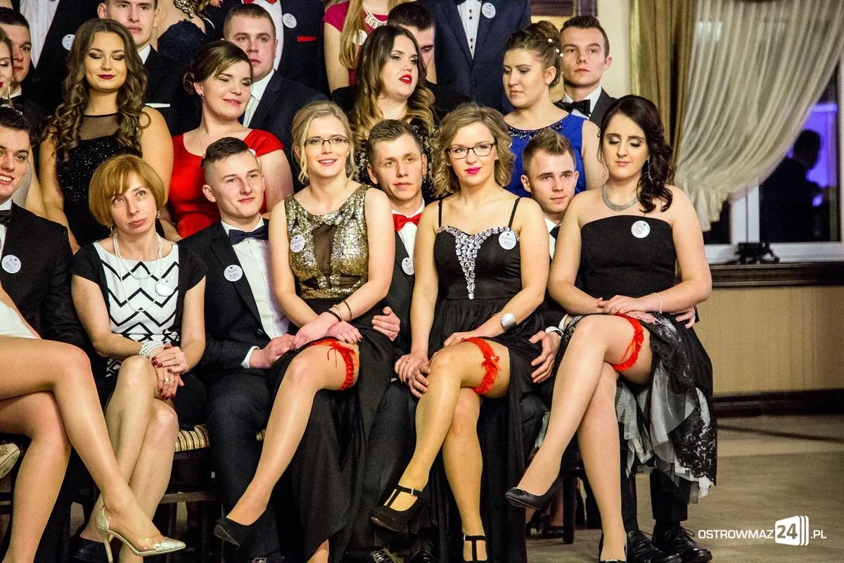 Studniówka Ekonomika 2016 - zobacz zdjęcia i wideo