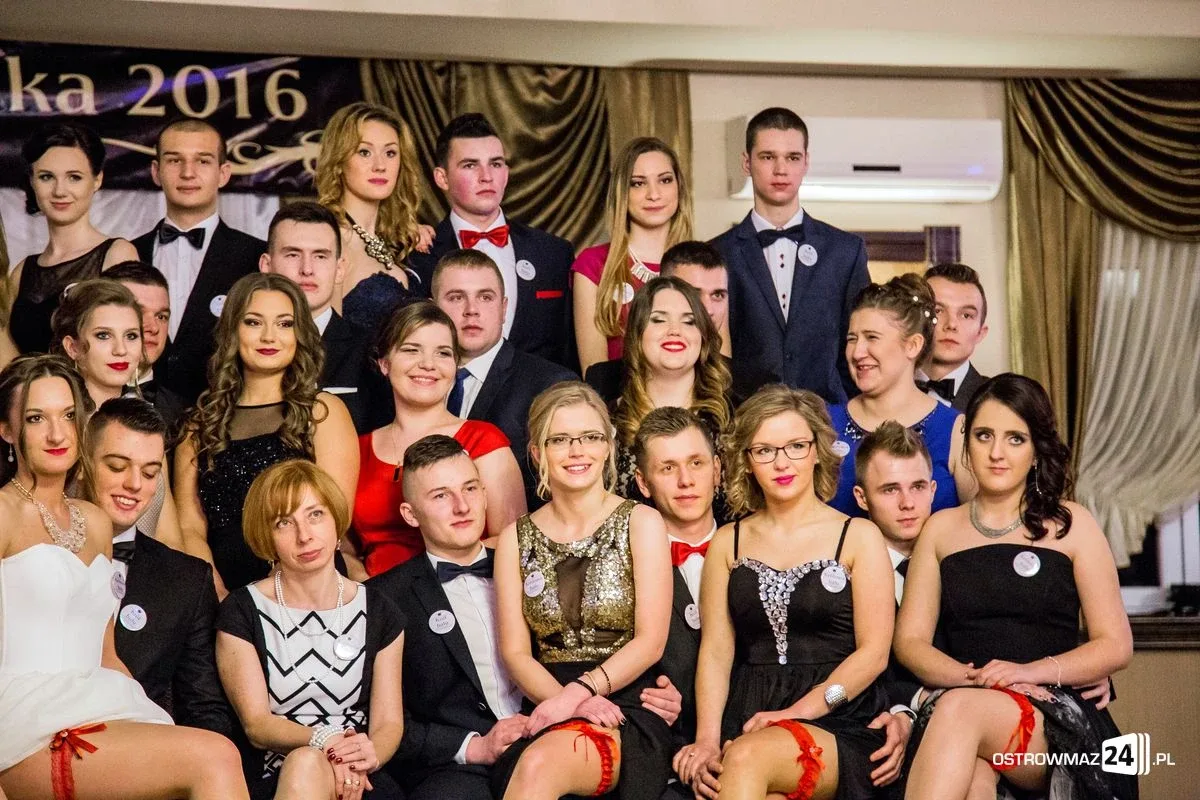 Studniówka Ekonomika 2016 - zobacz zdjęcia i wideo