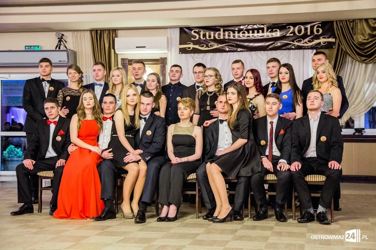 Studniówka Ekonomika 2016 - zobacz zdjęcia i wideo