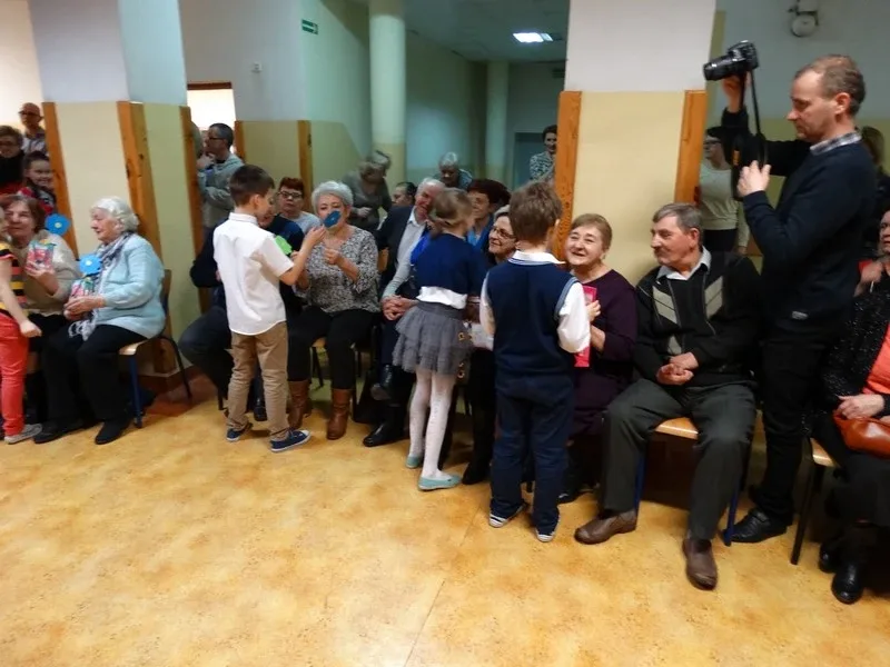 Świętowali Dzień Babci i Dziadka (zdjęcia)
