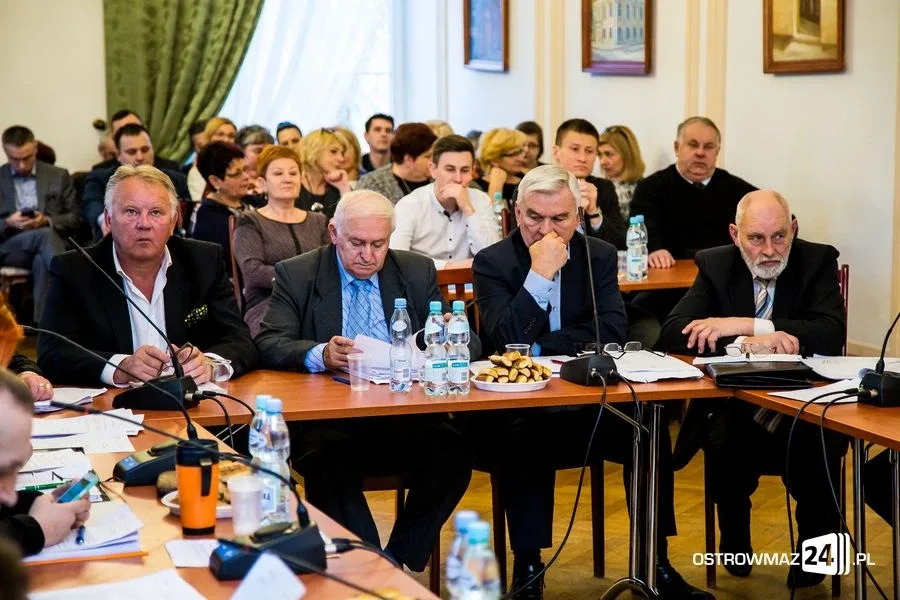 Nie będzie wyższych opłat za śmieci (zdjęcia, wideo)