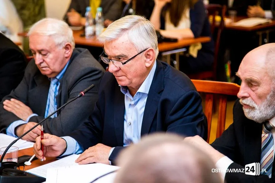 Nie będzie wyższych opłat za śmieci (zdjęcia, wideo)