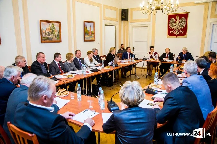 Nie będzie wyższych opłat za śmieci (zdjęcia, wideo)