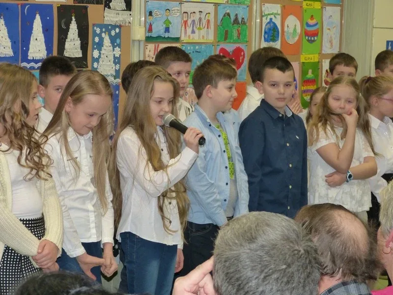 Świętowali Dzień Babci i Dziadka (zdjęcia)