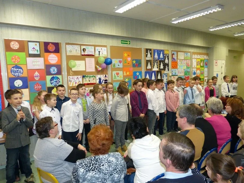 Świętowali Dzień Babci i Dziadka (zdjęcia)