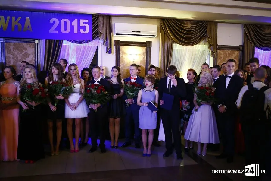 Podróż w czasie. Studniówka Kopernika 2015 (zdjęcia, wideo)