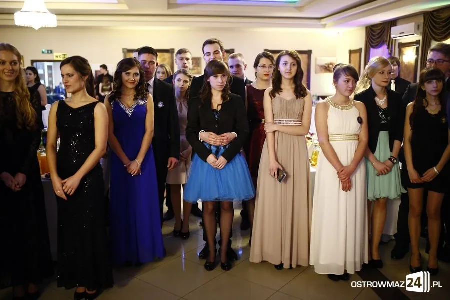 Podróż w czasie. Studniówka Kopernika 2015 (zdjęcia, wideo)