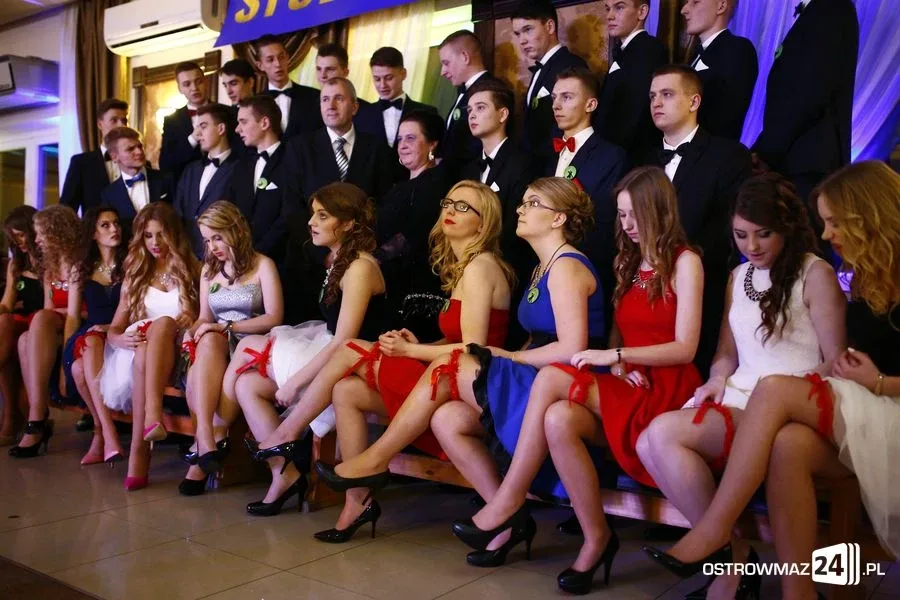 Podróż w czasie. Studniówka Kopernika 2015 (zdjęcia, wideo)