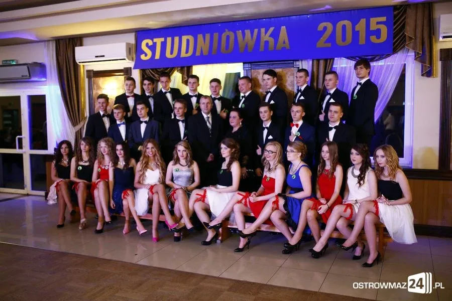 Podróż w czasie. Studniówka Kopernika 2015 (zdjęcia, wideo)