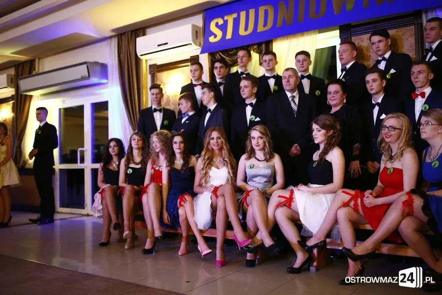 Podróż w czasie. Studniówka Kopernika 2015 (zdjęcia, wideo)