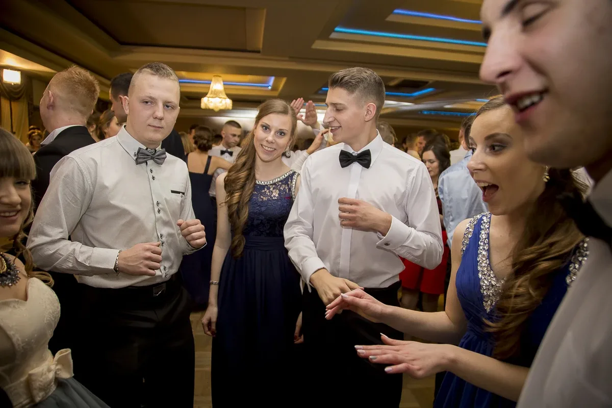 Studniówka LO im. Kopernika (zdjęcia, wideo)