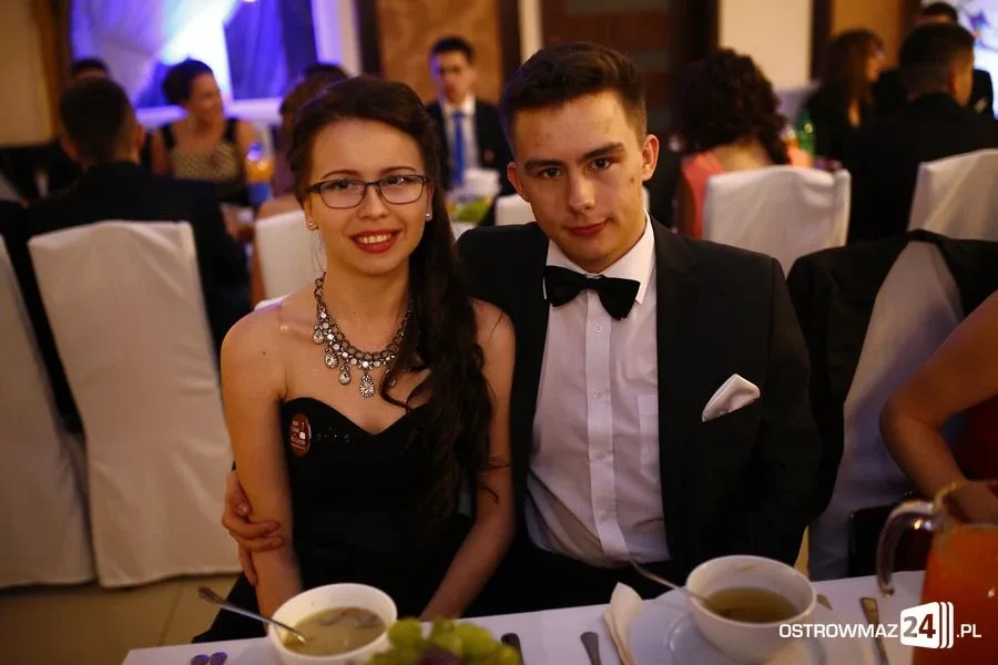 Podróż w czasie. Studniówka Kopernika 2015 (zdjęcia, wideo)