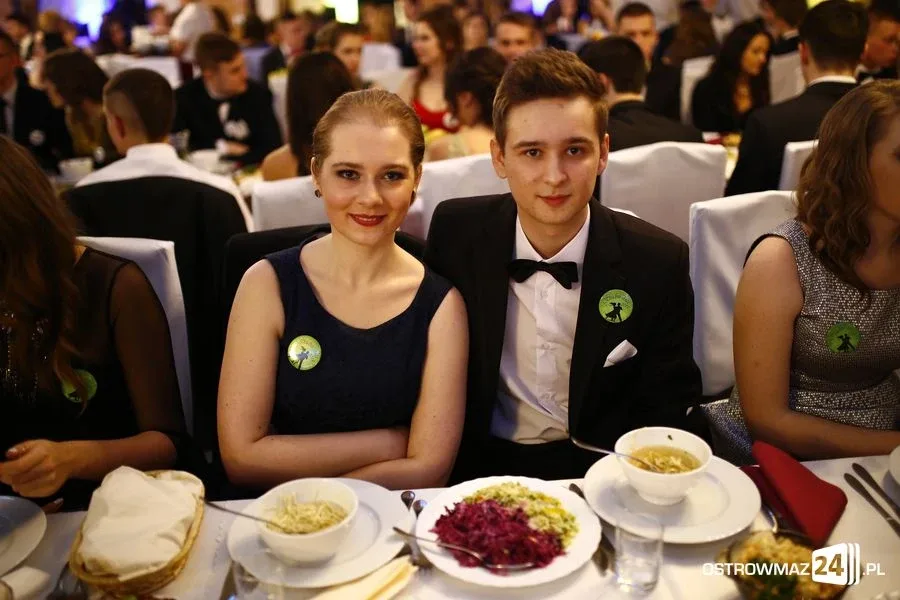 Podróż w czasie. Studniówka Kopernika 2015 (zdjęcia, wideo)
