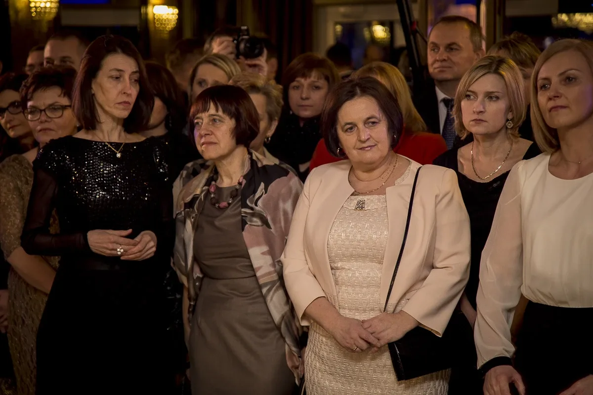 Studniówka LO im. Kopernika (zdjęcia, wideo)