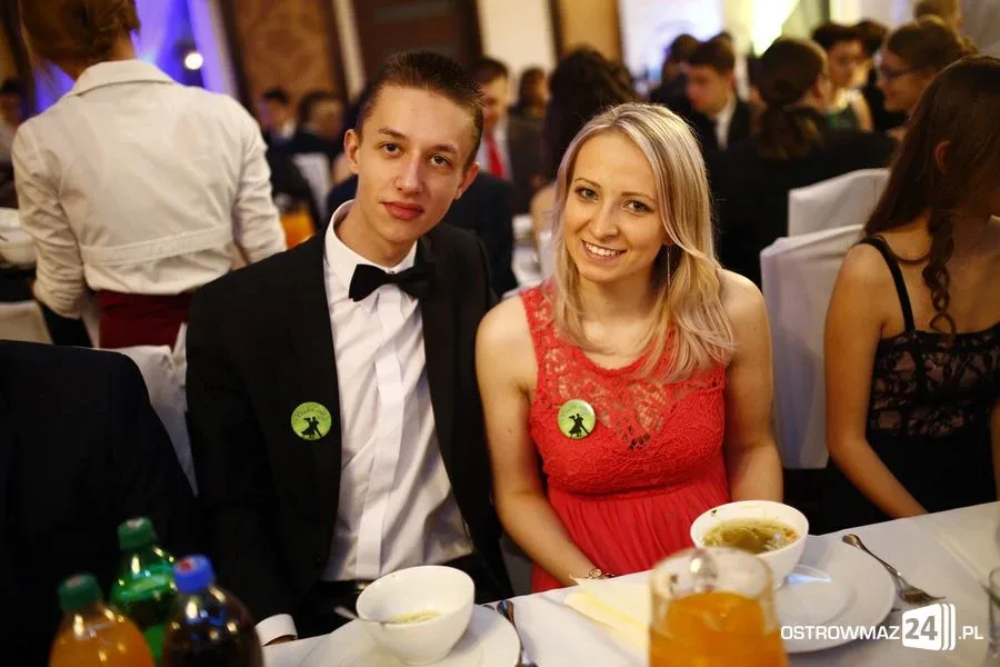 Podróż w czasie. Studniówka Kopernika 2015 (zdjęcia, wideo)