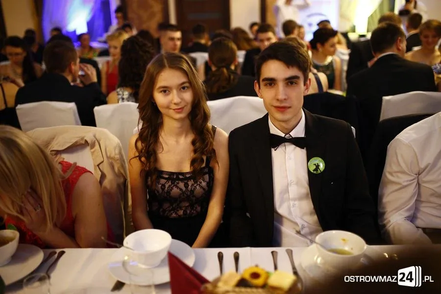 Podróż w czasie. Studniówka Kopernika 2015 (zdjęcia, wideo)