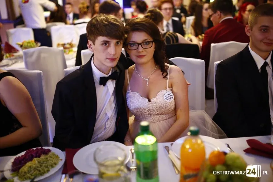 Podróż w czasie. Studniówka Kopernika 2015 (zdjęcia, wideo)