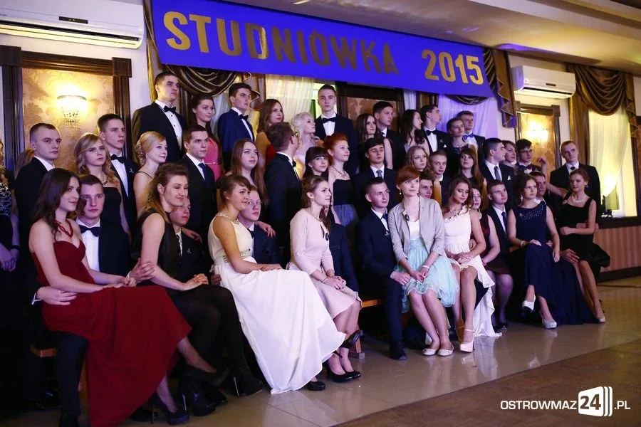 Podróż w czasie. Studniówka Kopernika 2015 (zdjęcia, wideo)