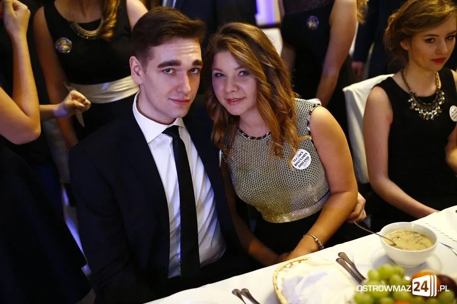 Podróż w czasie. Studniówka Kopernika 2015 (zdjęcia, wideo)