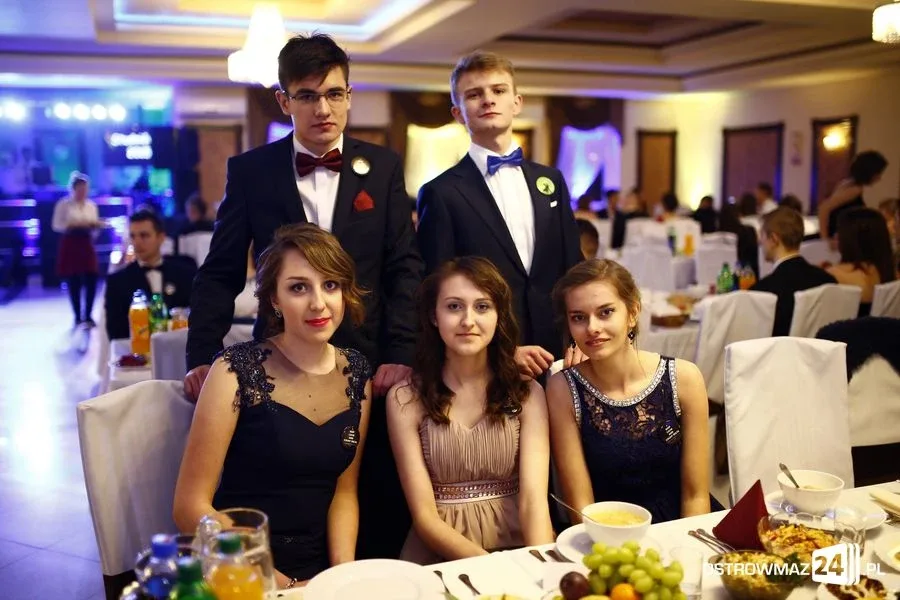 Podróż w czasie. Studniówka Kopernika 2015 (zdjęcia, wideo)