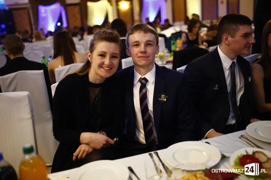 Podróż w czasie. Studniówka Kopernika 2015 (zdjęcia, wideo)