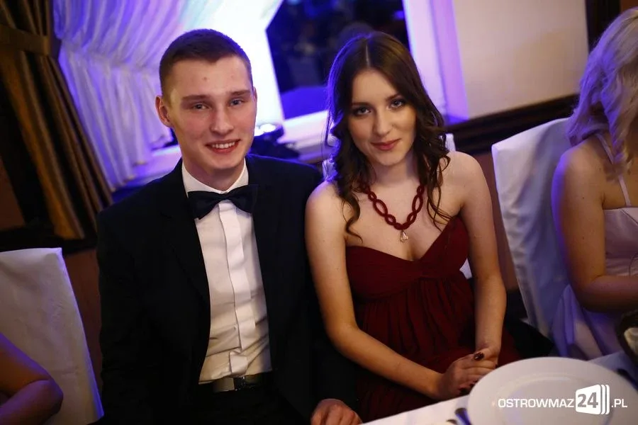 Podróż w czasie. Studniówka Kopernika 2015 (zdjęcia, wideo)