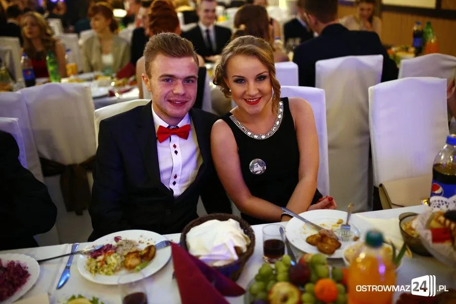 Podróż w czasie. Studniówka Kopernika 2015 (zdjęcia, wideo)
