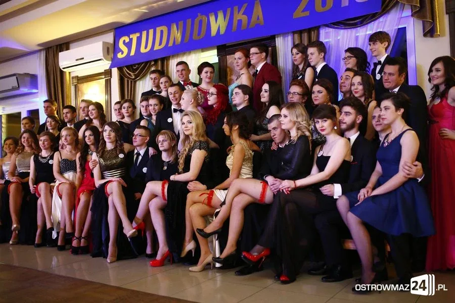 Podróż w czasie. Studniówka Kopernika 2015 (zdjęcia, wideo)