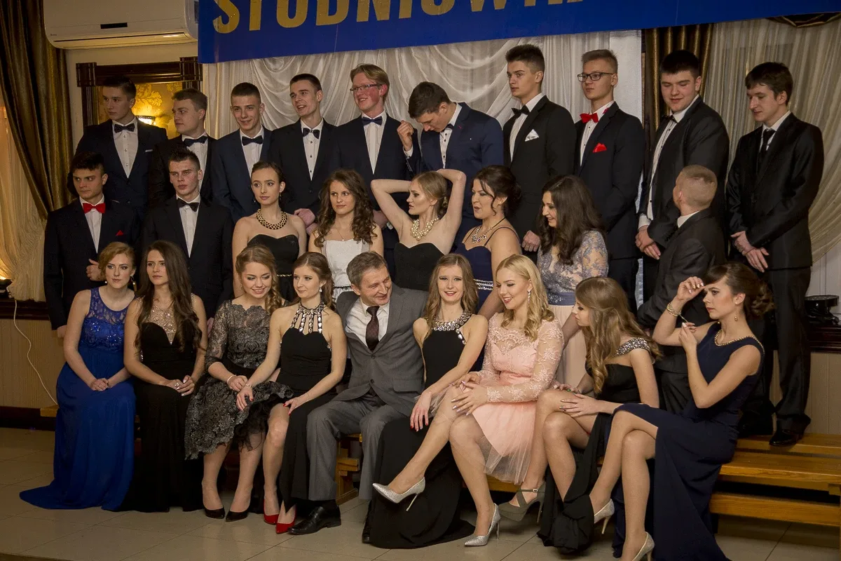 Studniówka LO im. Kopernika (zdjęcia, wideo)
