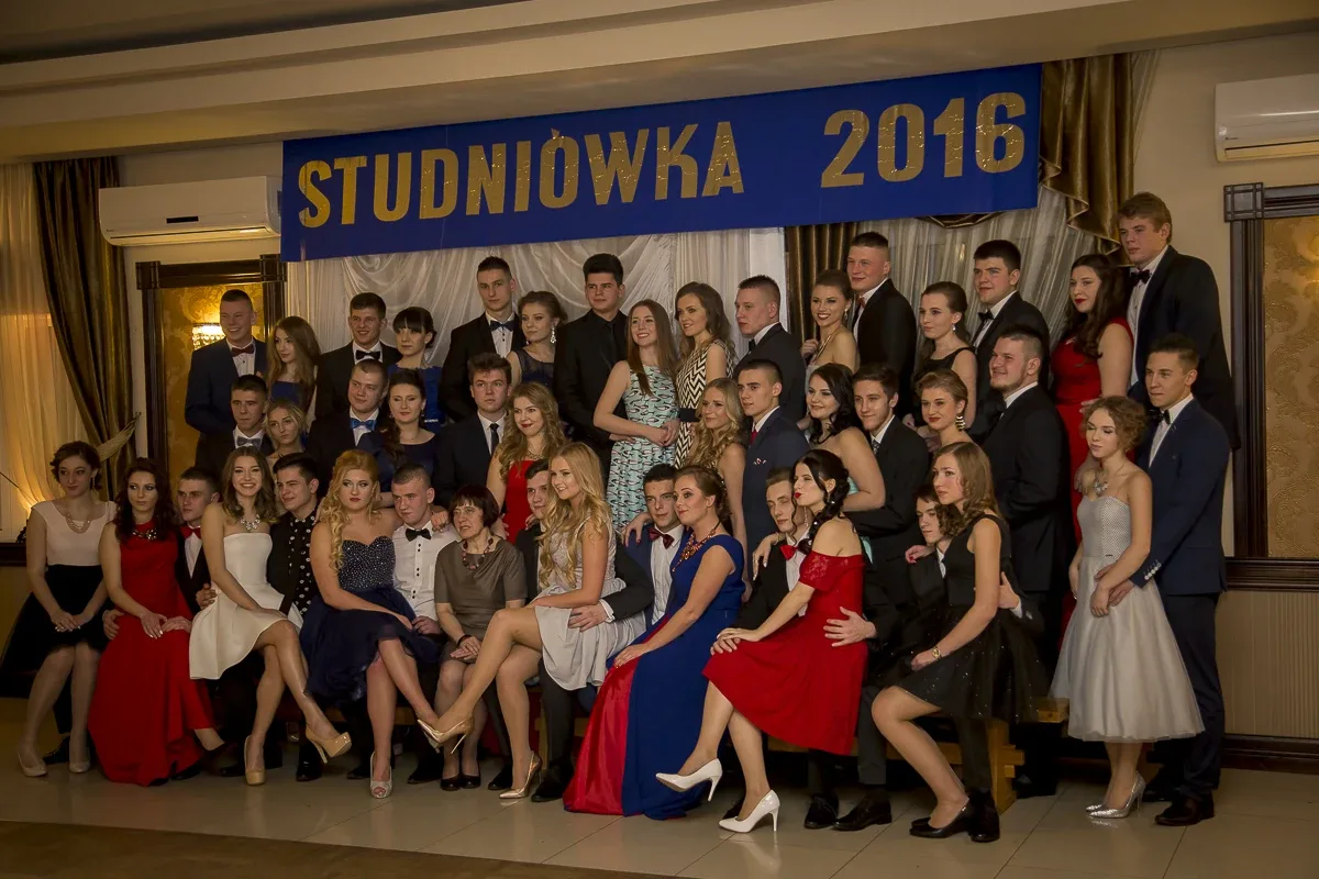 Studniówka LO im. Kopernika (zdjęcia, wideo)
