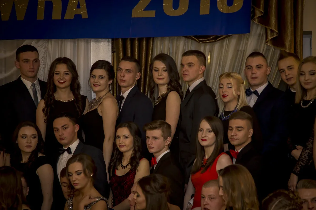 Studniówka LO im. Kopernika (zdjęcia, wideo)