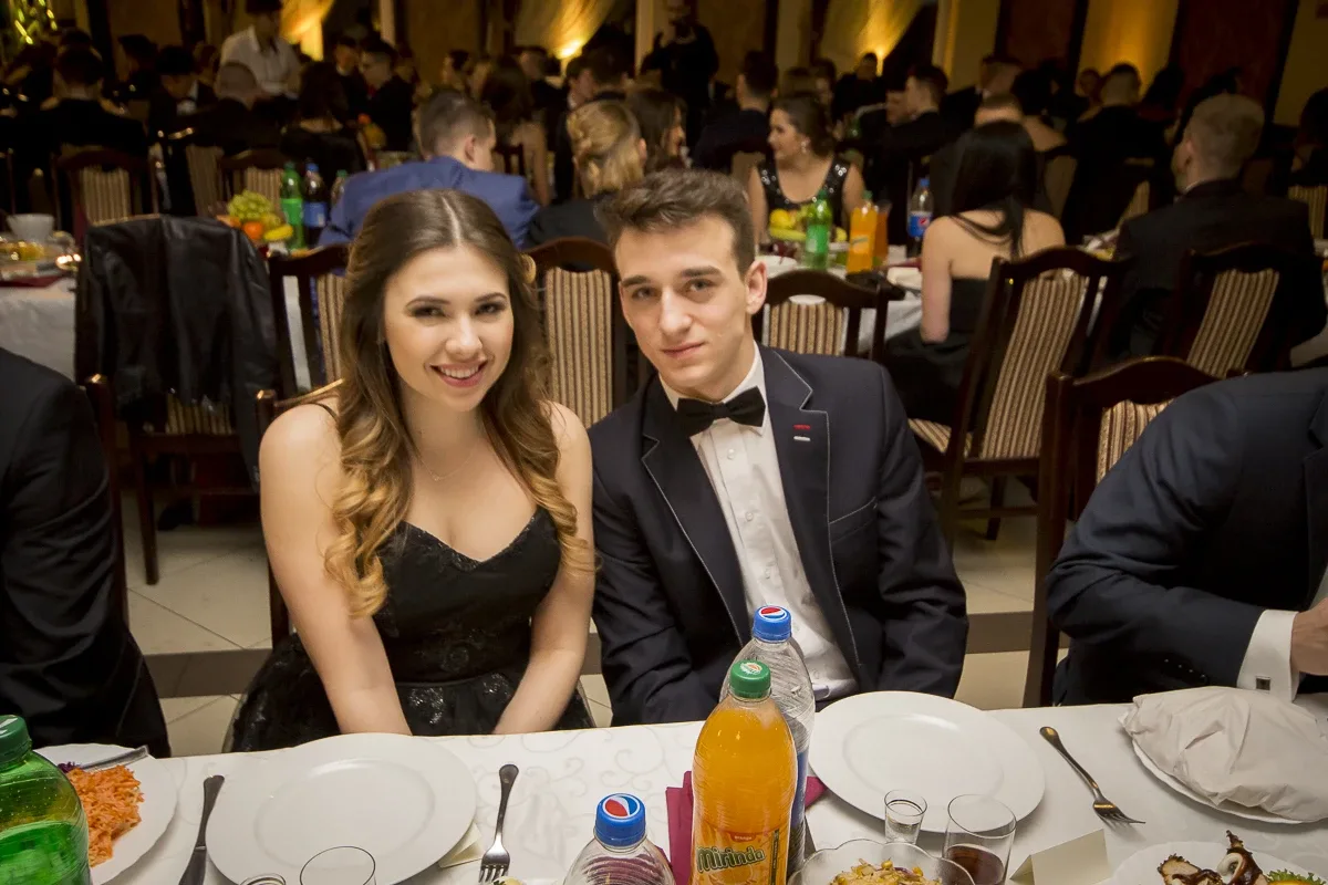 Studniówka LO im. Kopernika (zdjęcia, wideo)