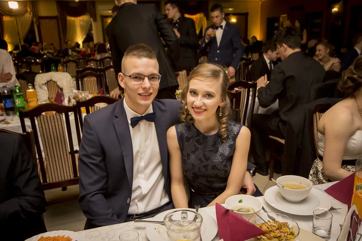 Studniówka LO im. Kopernika (zdjęcia, wideo)