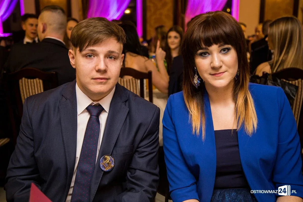 Studniówka ostrowskiego Rubinka (zdjęcia, wideo)