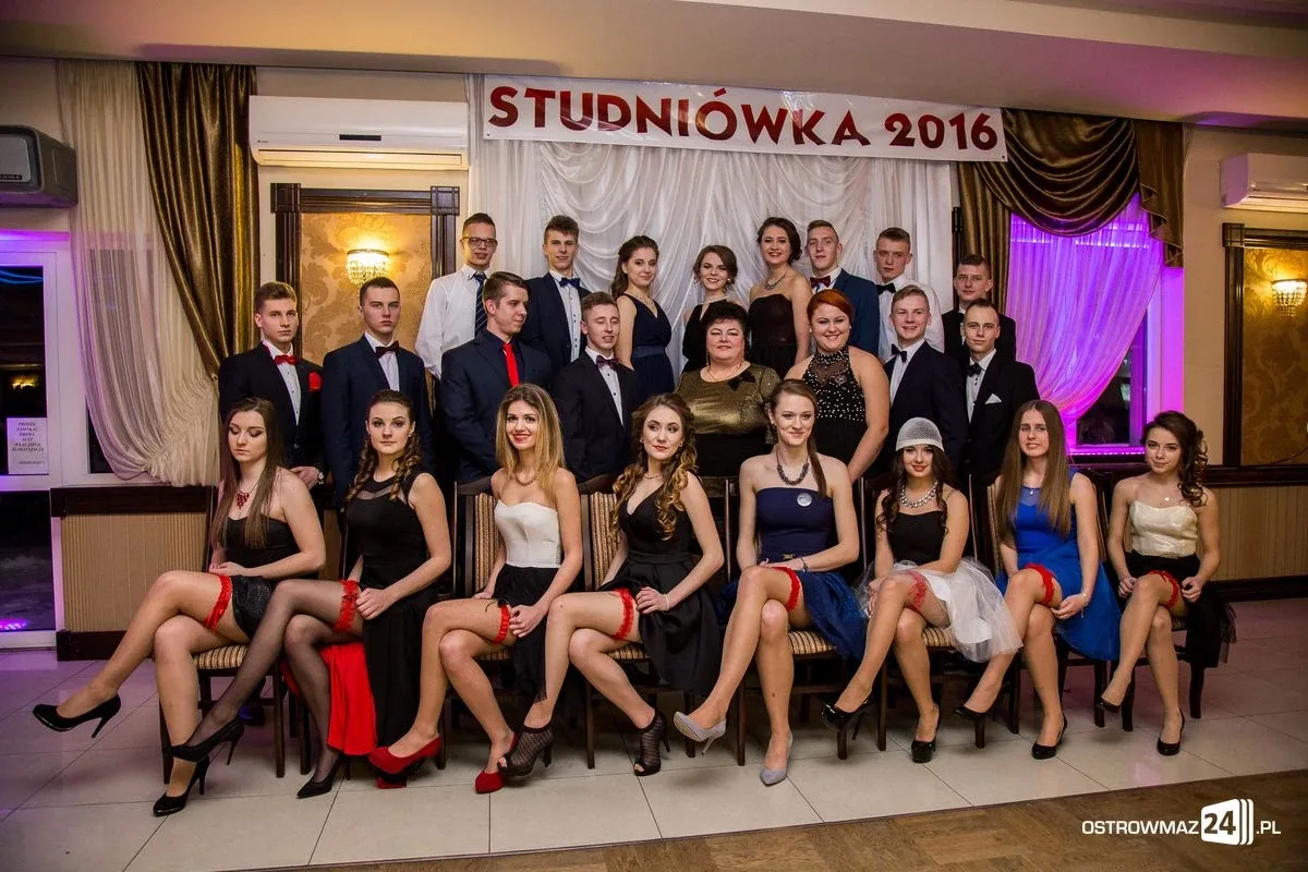Studniówka ostrowskiego Rubinka (zdjęcia, wideo)