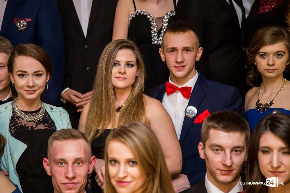 Studniówka ostrowskiego Rubinka (zdjęcia, wideo)
