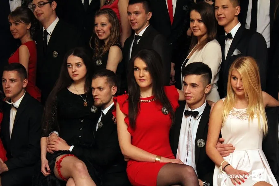 Podróż w czasie. Studniówka Rubinka i ZS CKR (zdjęcia)