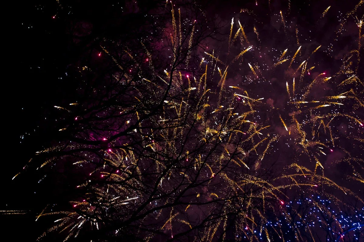 Sylwestrowa noc nad Ostrowią Mazowiecką (wideo)