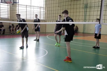 Miejska liga siatkówki chłopców (zdjęcia)
