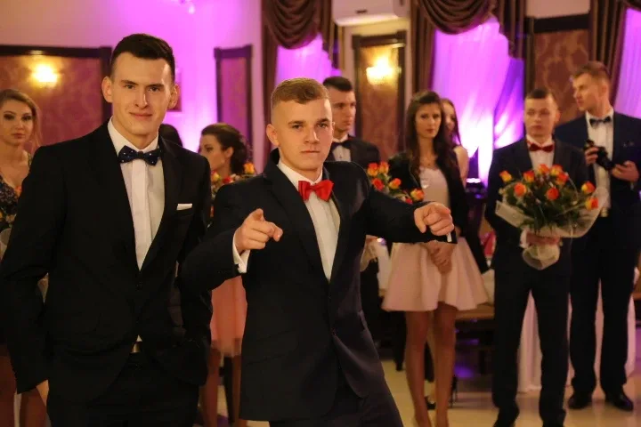 Studniówka Ekonomika - pierwsze zdjęcia
