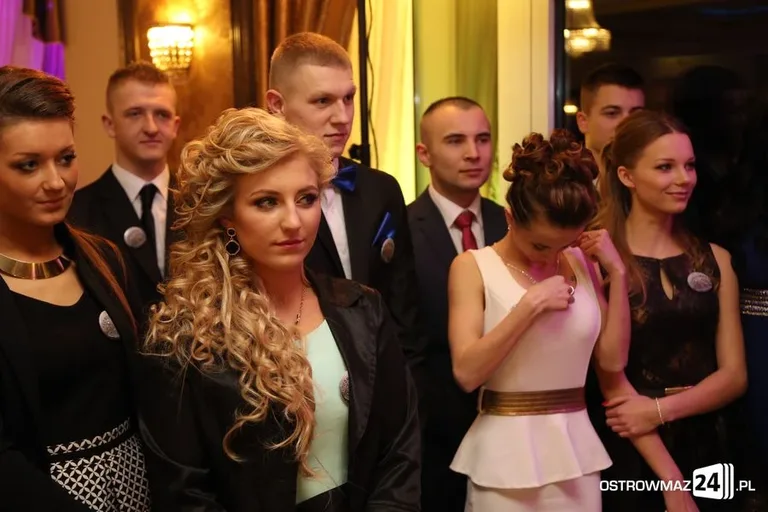 Podróż w czasie. Studniówka Ekonomika i ZS w Małkini