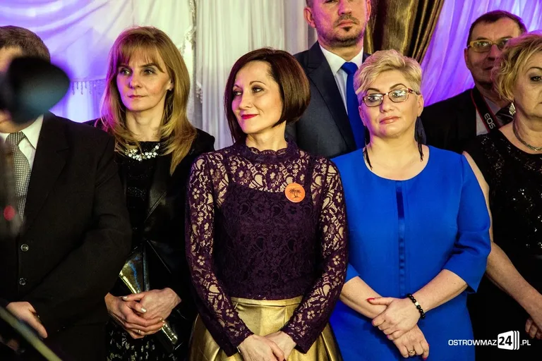 Studniówka Ekonomika 2016 - zobacz zdjęcia i wideo