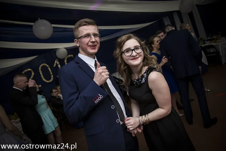 Zobacz relację ze studniówki ZS w Małkini (zdjęcia, wideo)