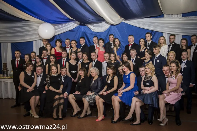 Zobacz relację ze studniówki ZS w Małkini (zdjęcia, wideo)